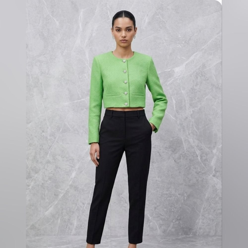 ZARA Apple Green Textured Tweed Cropped Blazer Jacket With Jewel Buttons Size XS